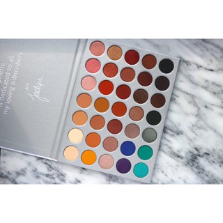 Bảng màu mắt Morphe x Jaclyn Hill