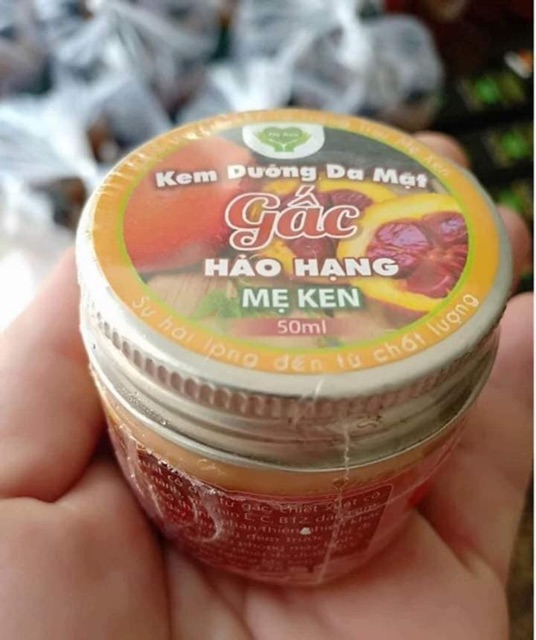 Kem gấc mặt Mẹ ken( kem dưỡng an toàn cho mọi loại da, mọi lứa tuổi