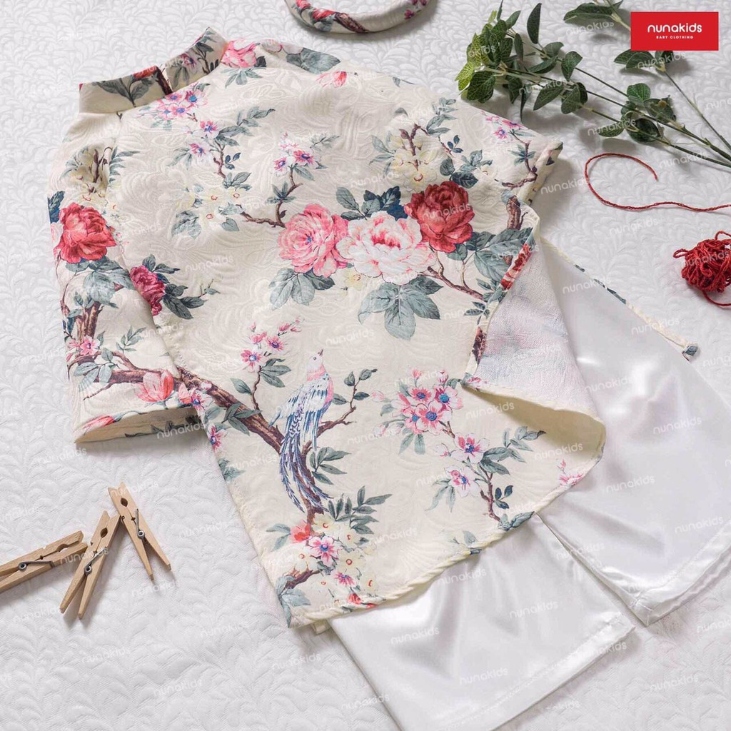 ÁO DÀI CÁCH TÂN SIÊU XINH, SIÊU CUTE HẠT ME CHO BÉ YÊU