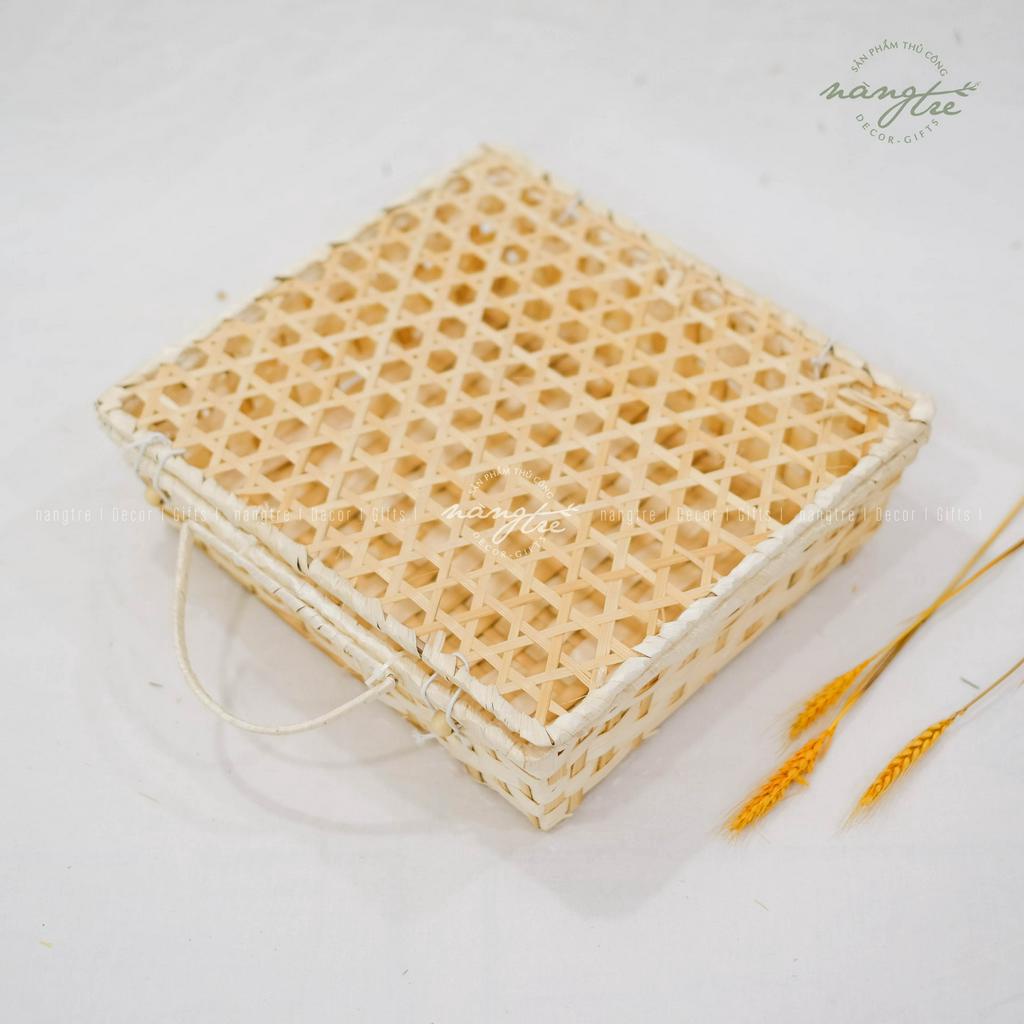 Hộp tre đan mắt vuông nắp đậy đựng quà tặng - Thân thiện môi trường