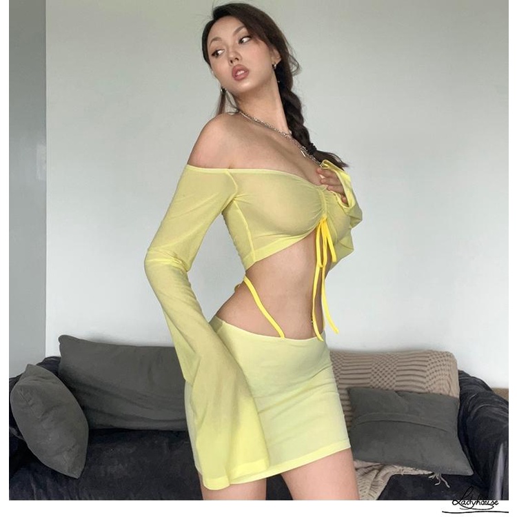Set Đồ Mùa Hè 2 Món Gồm Áo Crop Top Trễ Vai Tay Dài + Chân Váy Cạp Thấp Màu Trơn Cho Nữ