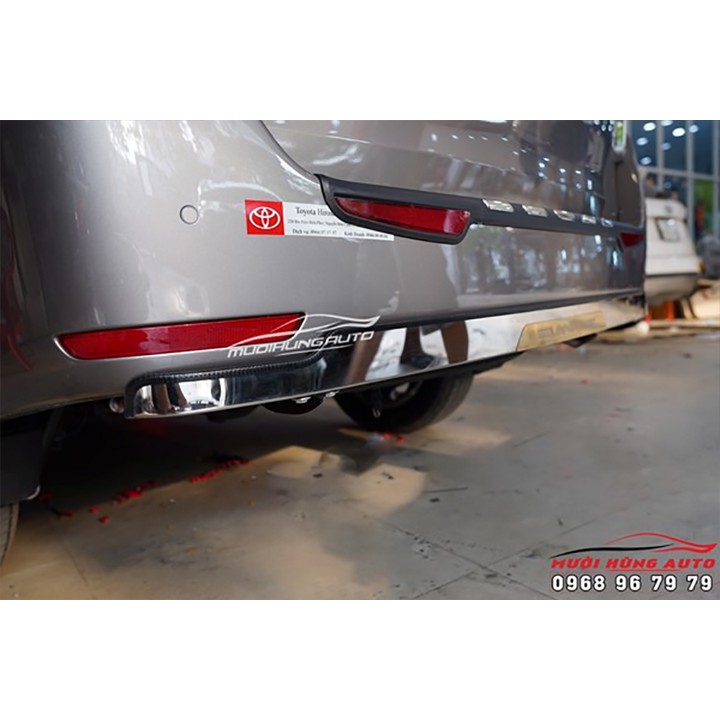Ốp Cản Sau Dành Cho Xe Toyota Innova 2017-2020
