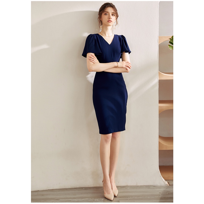 Đầm cổ tim tay ngắn loe bèo dáng bút chì trơn xanh đen