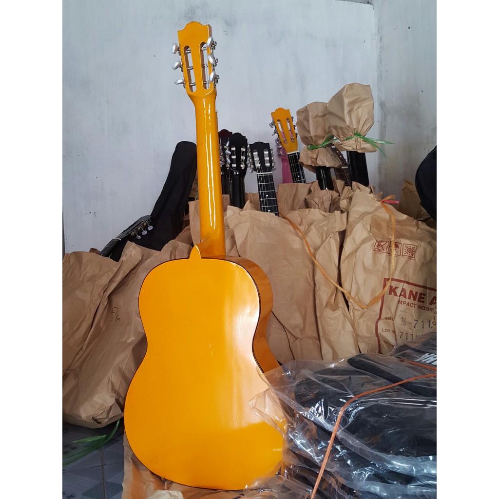 (Mới về)Đàn guitar giá rẻ cho người mới học màu vàng