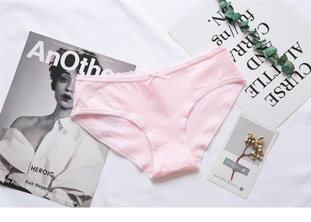Quần Lót Nữ Cotton Trơn Basic Cạp Vừa Thấm Hút Mồ Hôi Co Giãn 4 Chiều Chống Hằn Viền Ôm Vòng 3 Kháng Khuẩn P026 | BigBuy360 - bigbuy360.vn
