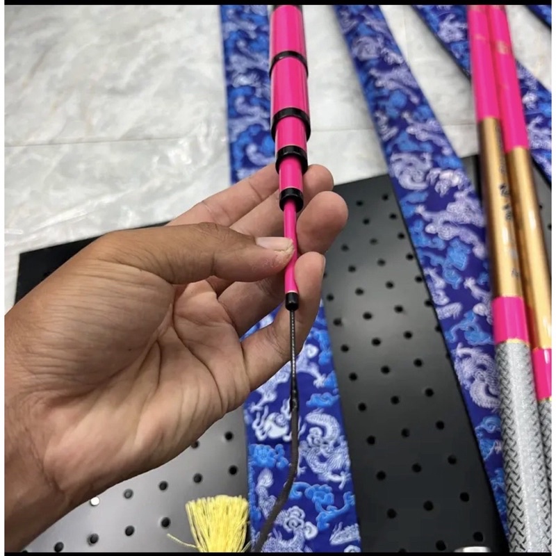 Cần câu tay Hồng Long độ cứng 12H tặng 1 đọt phụ