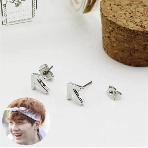 Khuyên tai Suga bông tai trang sức phụ kiện nam nữ phong cách Hàn Quốc quà tặng idol