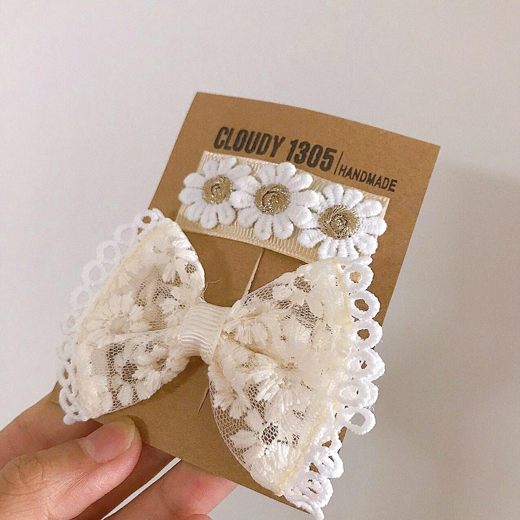 Set kẹp nơ và hoa cúc