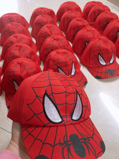 Mũ siêu nhân nhện hot hit (kèm ảnh thật)