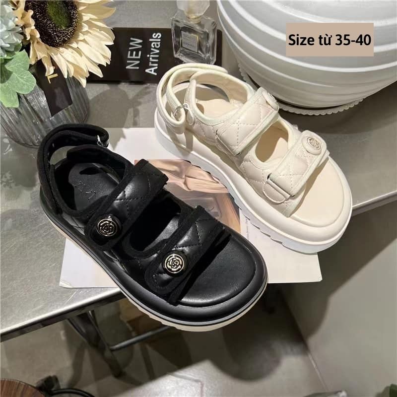 Dép sandal nữ hai quai ngang đế bằng cao 5 phân hack dáng 2 màu dễ phối đồ thời trang jumato