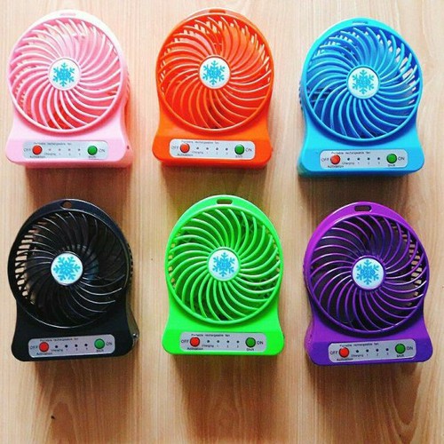 quạt 3 tốc độ mini để bàn màu ngẫu nhiên | BigBuy360 - bigbuy360.vn