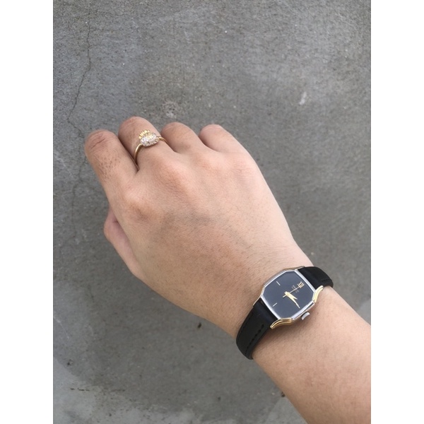 Đồng hồ nữ SEIKO CHÉM CẠNH NHẬT HÀNG 2hand