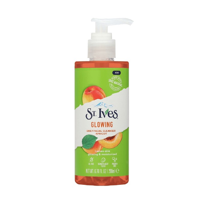 Gel rửa mặt dưỡng da chiết xuất Trái Mơ St.Ives  200ml