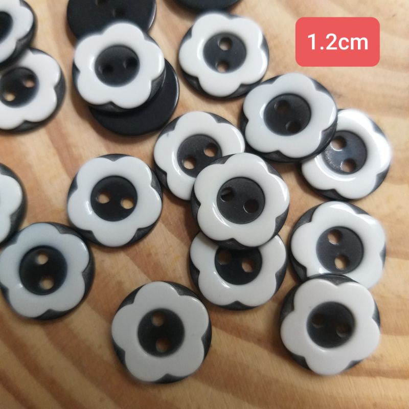 Nút nhựa, size 1.2cm đến 2cm