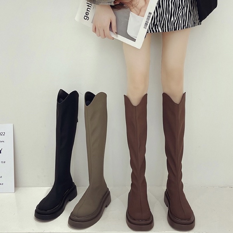 Boots nữ cổ cao dưới đầu gối da nhám lì đế bằng 5cm có khoá kéo - B55