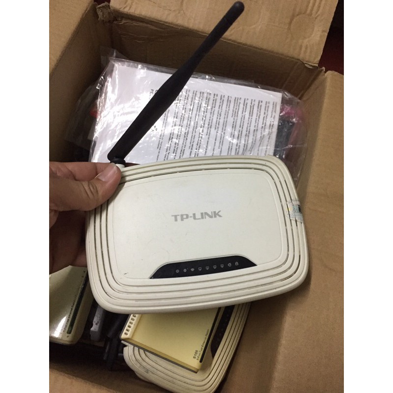 Router wifi tp-link tl-wr740N hàng khủng ( đã sử dụng)