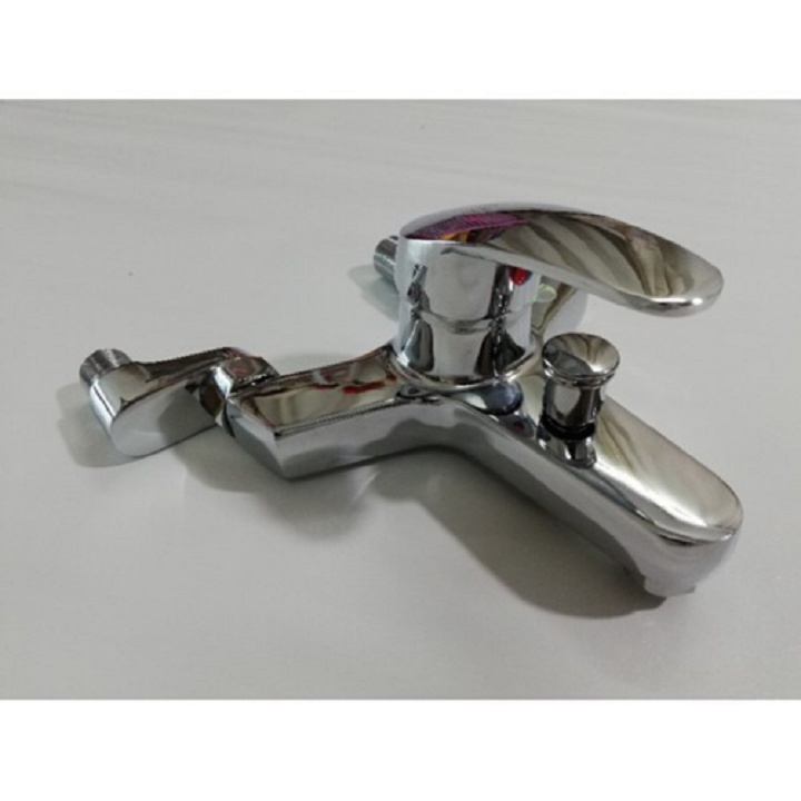 Sen tắm nóng lạnh TOTO