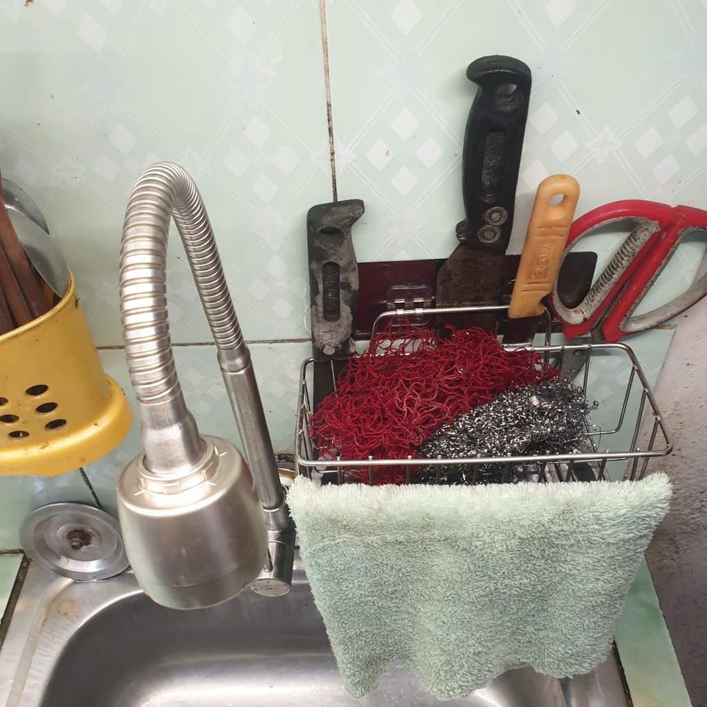 Khay Inox đựng đồ rửa bát gắn vòi , Giá Inox treo tường nhà bếp đa năng tiện lợi