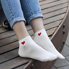 Tất tim cá tính cổ ngắn phong cách HQ