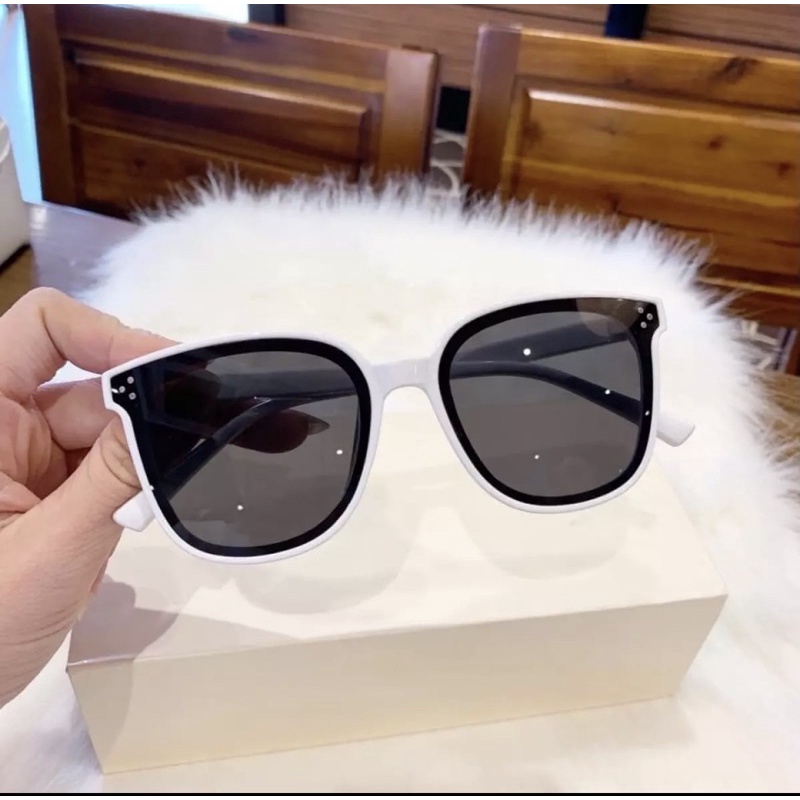KÍNH TRẮNG THỜI TRANG 3 CHẤM VIỀN TRẮNG 155 UNISEX NAM NỮ