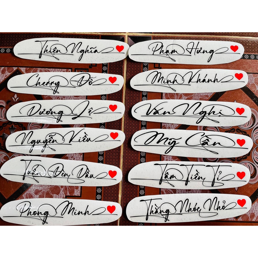 In chữ dán xe theo yêu cầu