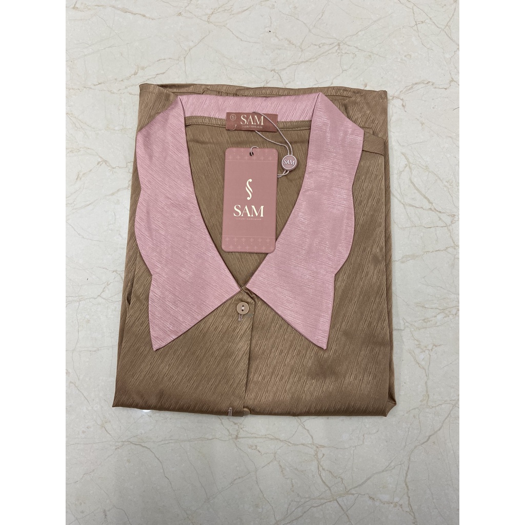 Bộ đồ Pijama mặc nhà hãng SAM cao cấp. SET đồ ngủ bizama chẩt vải lụa mềm mịn kiểu trơn đơn giản, cổ sen phối sóng