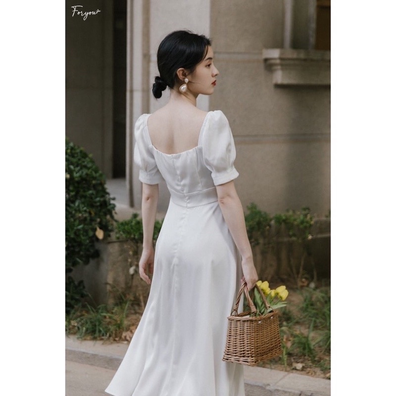 Váy trắng For you