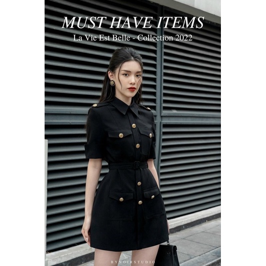 Vest nút kèm đai siêu sang chảnh