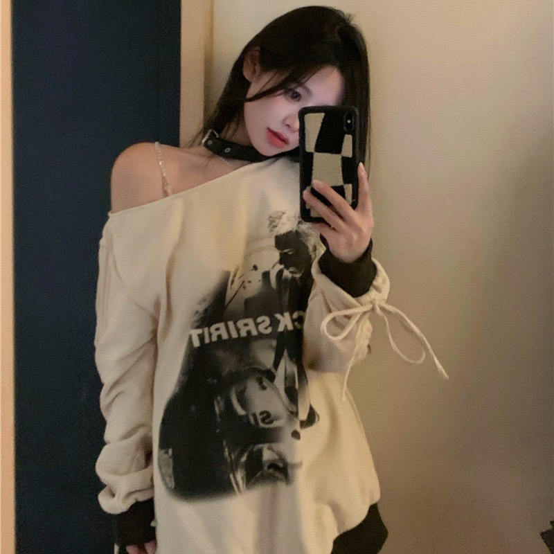 Áo Thun Tay Dài Trễ Vai Dáng Rộng In Chữ Thời Trang Mùa Thu