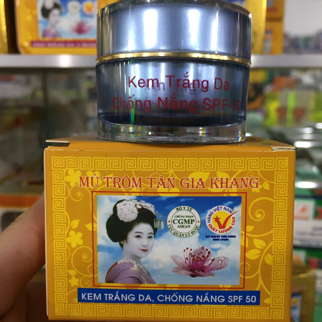 MỦ TRÔM TÂN GIA KHANG Kem trắng da chống nắng SPF 50 giá in 99k 6g