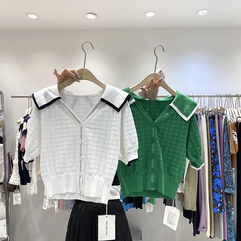 Áo Len Ngắn Tay Khoét Lỗ Một Hàng Khuy Thời Trang Mùa Hè Hàn Quốc Hàng Mới