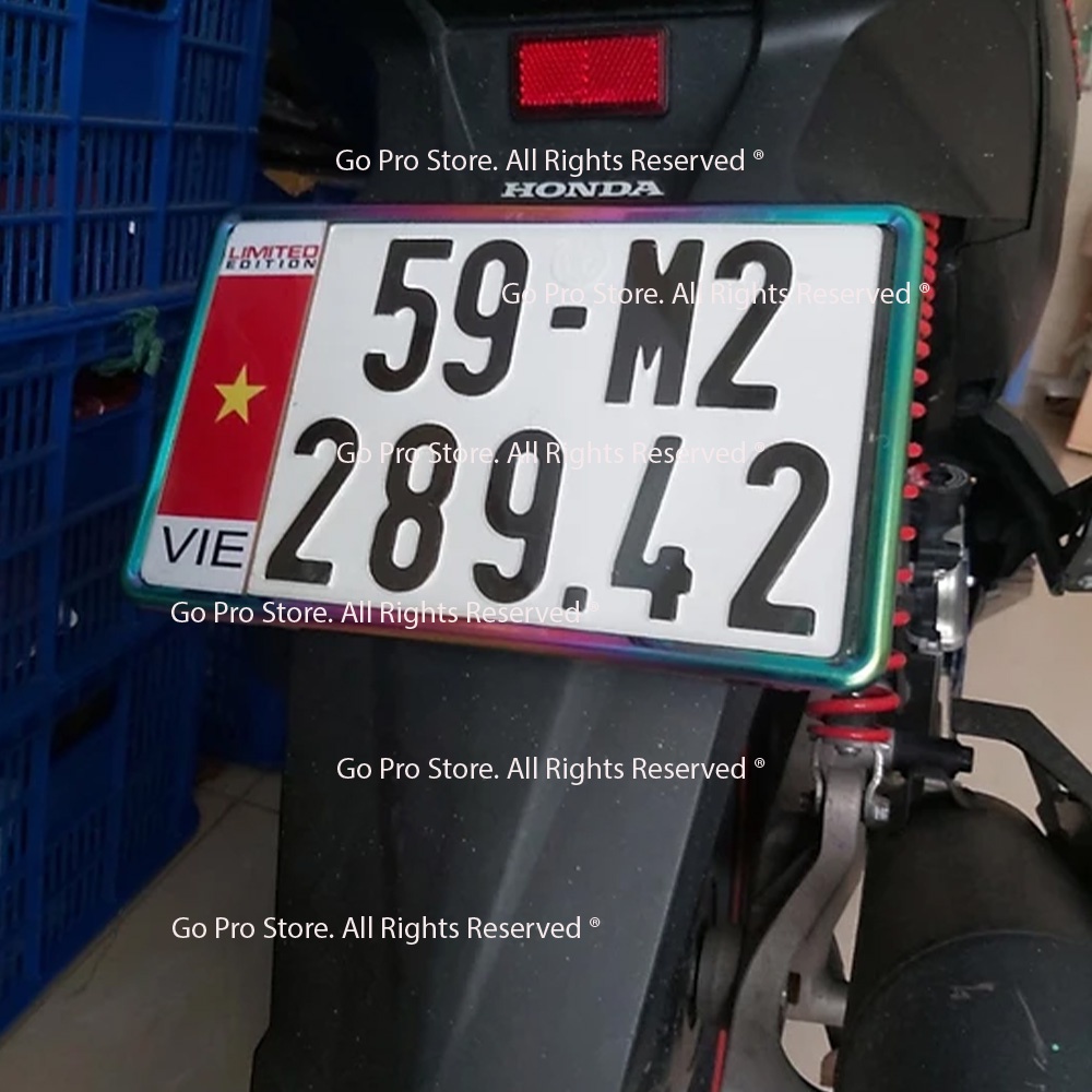 Bộ Khung Biển Số TITAN 7 MÀU G1085 Gắng Xe Máy