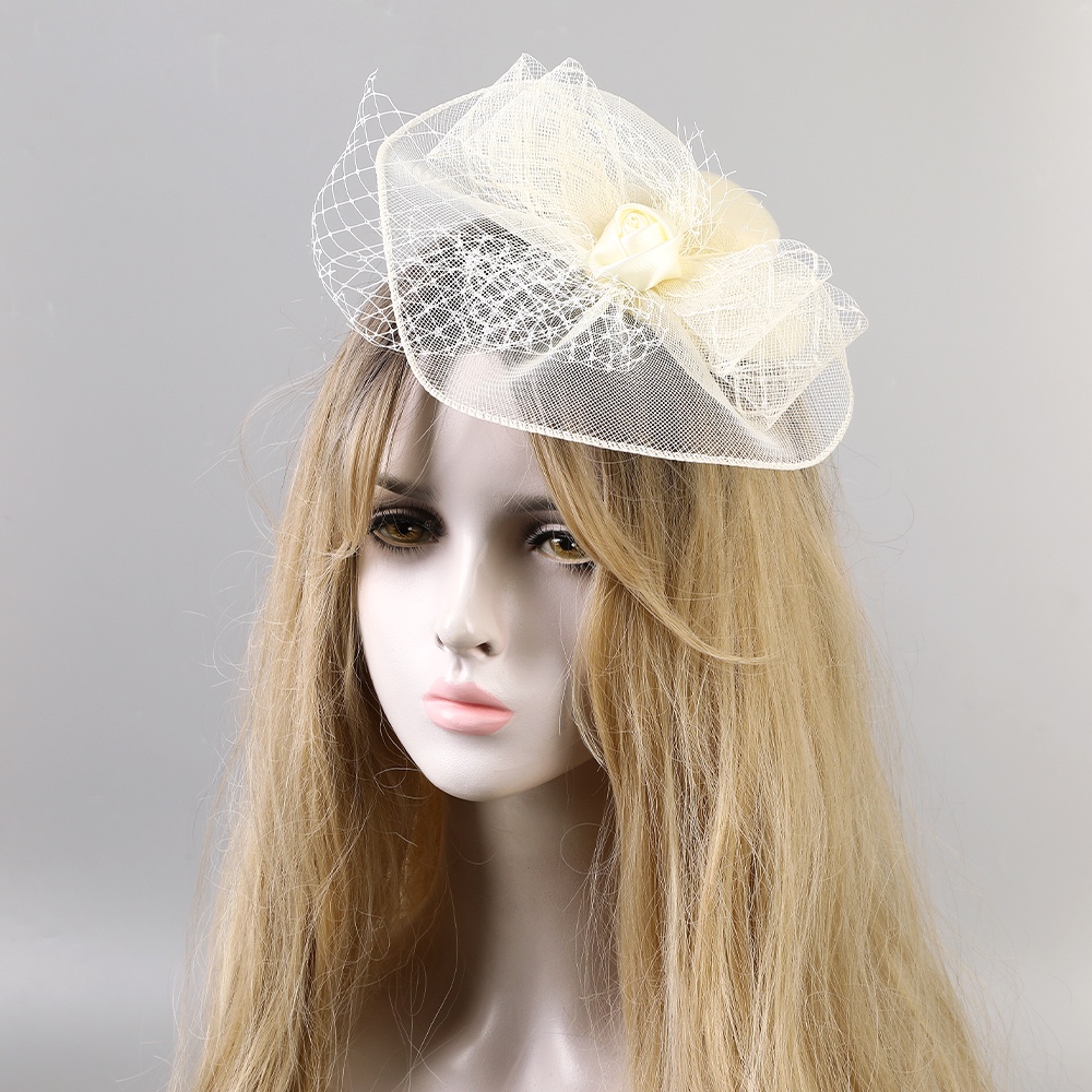 Mũ Lưới Đính Hoa Hồng Và Ngọc Trai Thanh Lịch Cho Cô Dâu