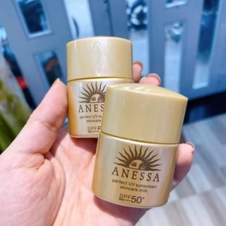 Kem chống nắng Anessa perfect suncreen milk 12ml