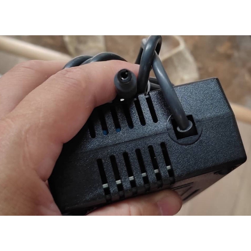 Nguồn Adapter 12v - 15a