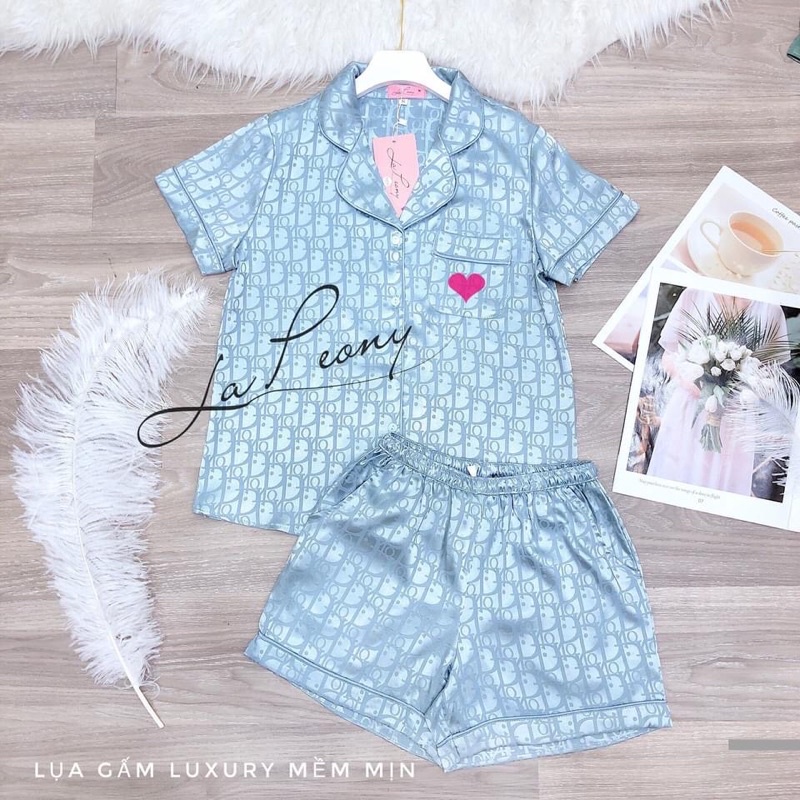 Bộ pizama lụa gấm cộc tay quần đùi mặc nhà