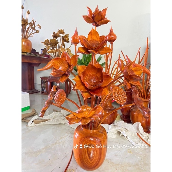 Hoa sen vip gỗ hương 11 cành không bình