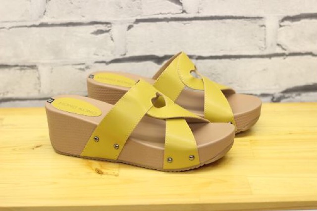 Dép đế xuồng 7cm xuất