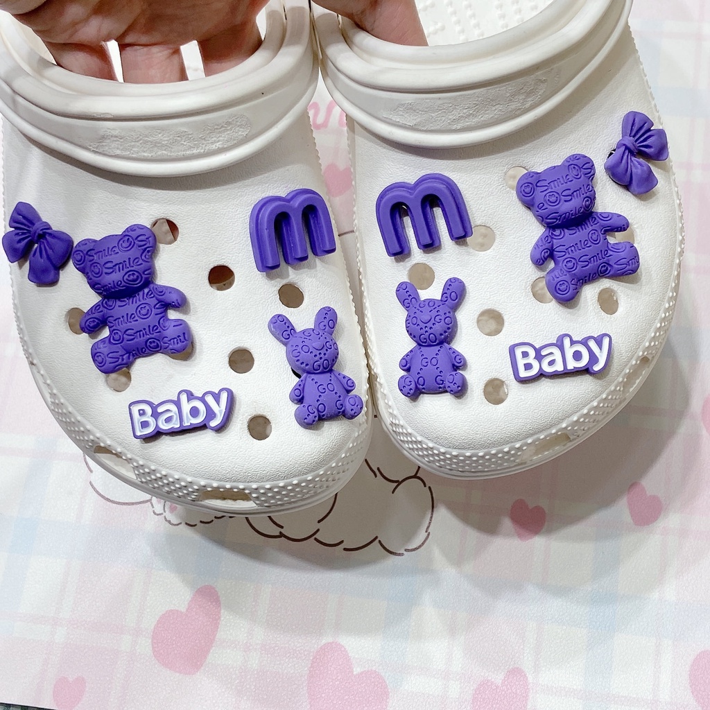 Set 10 Phụ Kiện Khóa Giày Màu Tím Hình Gấu Dễ Thương DIY
