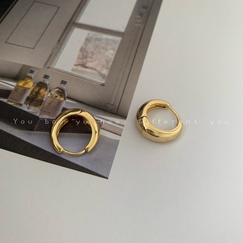 Khuyên Tai Tròn Mạ Bạc 925 Kiểu Dáng Đơn Giản Hợp Thời Trang / Bông Tai