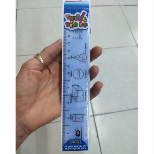 Thước kẻ học sinh