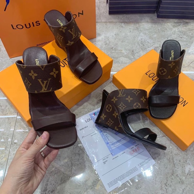 guốc sandal 2 quai đế xuồng
