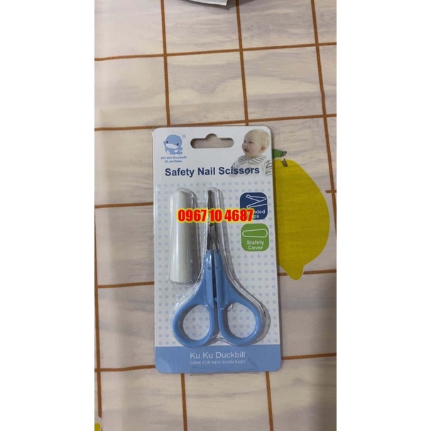 Dụng cụ kéo cắt móng tay cho bé bằng nhựa và hợp kim cao cấp kuku ku3017a