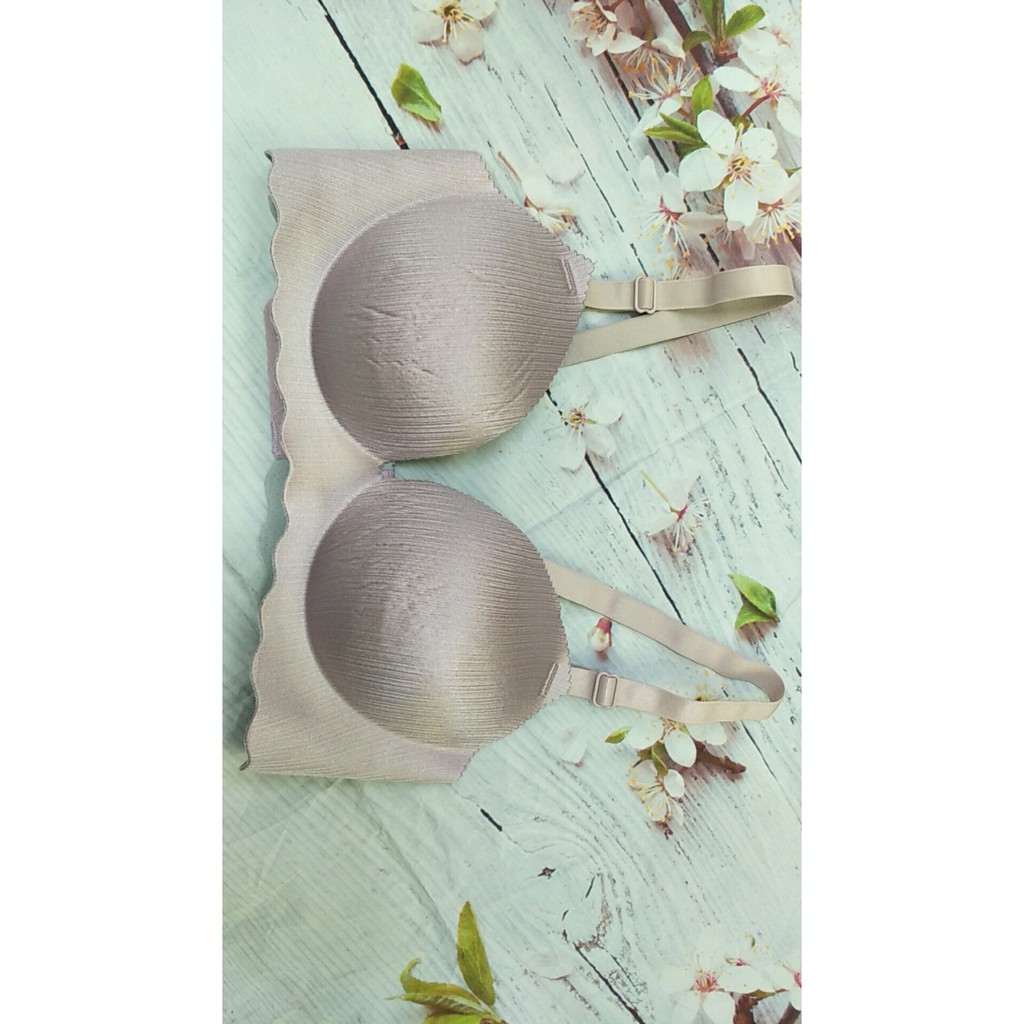 ÁO NGỰC SU TRƠN NÂNG NGỰC BÀN TAY