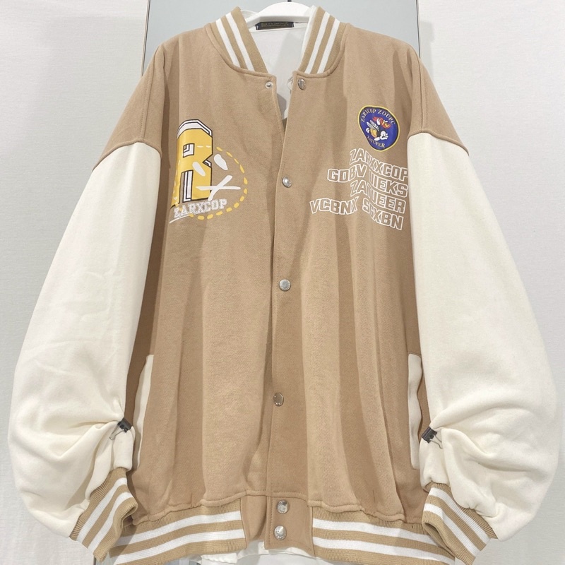 Áo Khoác Bomber Nỉ Bông chữ R màu nâu unisex (nam nữ mặc được)