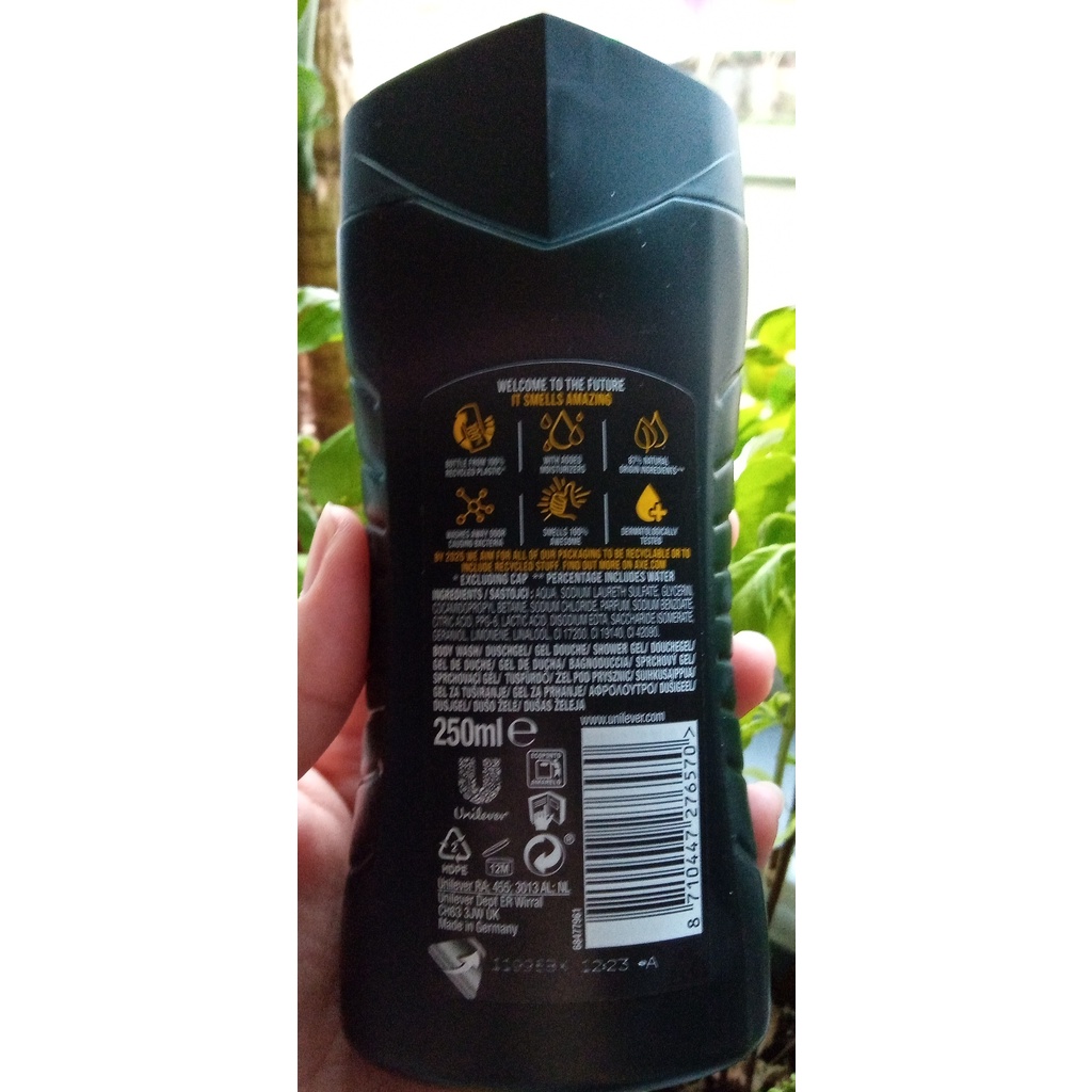 Sữa tắm nam AXE DARK TEMPTATION hương socola quyến rũ, chai 250ml