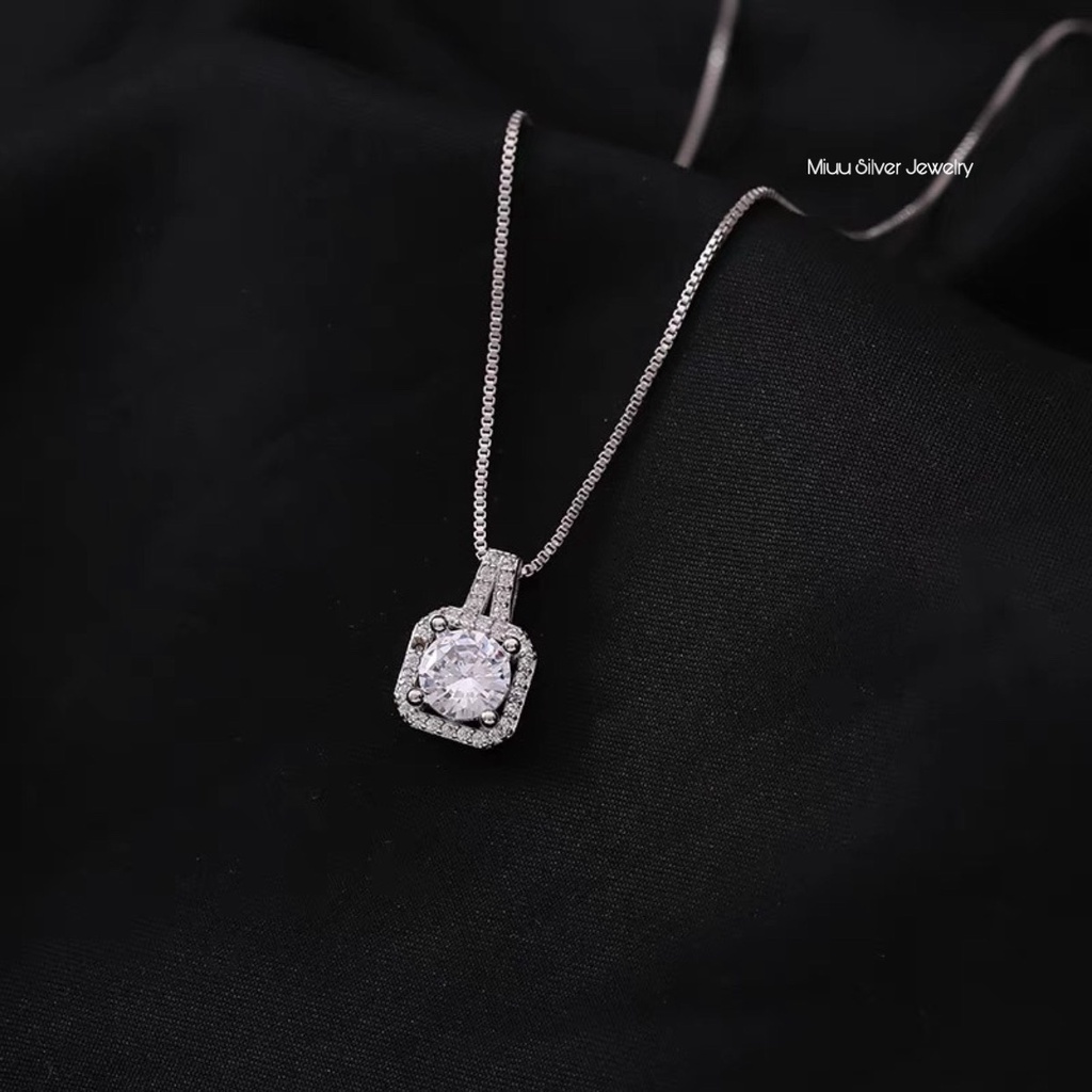 Dây chuyền bạc Miuu Silver, vòng cổ nữ mặt vuông đính đá sang trọng Lapia Necklace