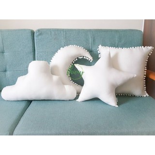 Gối màu trắng đã nhồi bông hình Trăng, Sao, Mây, Vuông 40x40cm ôm trang trí tựa lưng có pompom