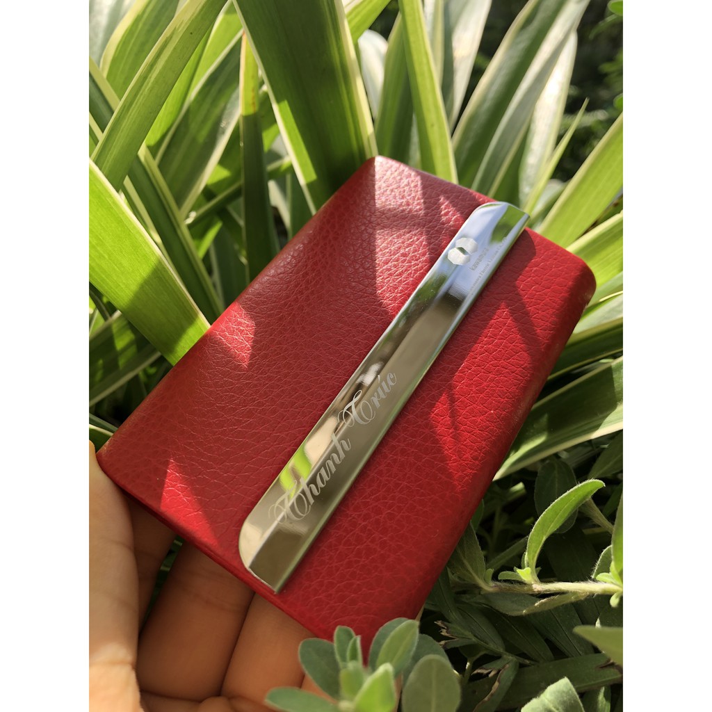 KHẮC TÊN LẤY NGAY HỘP ĐỰNG CARD VISIT Ở HÀ NỘI