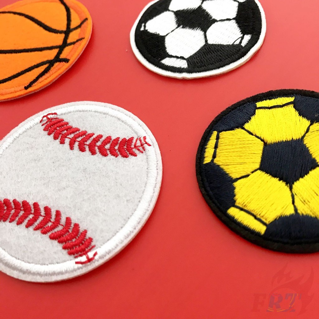 Sticker hình trái banh dùng thêu lên quần áo trang trí